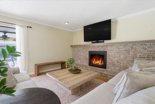 1467 GEORGETOWNE DRIVE, Sarasota, FL 34232