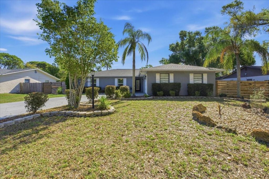 1467 GEORGETOWNE DRIVE, Sarasota, FL 34232
