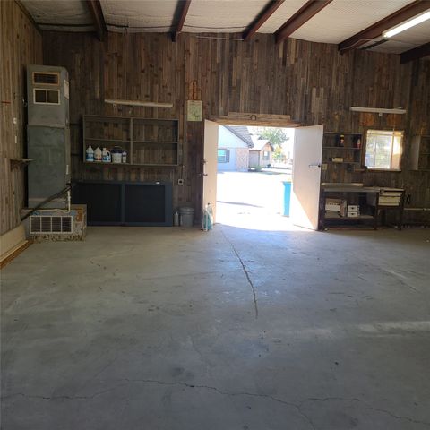 406 Epps Road, Palmer, TX 75152