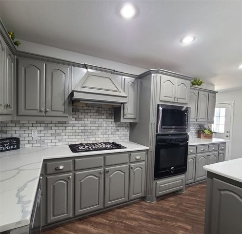 406 Epps Road, Palmer, TX 75152