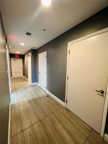 6360 NW 99th Avenue, Doral, FL 33178