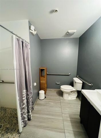6360 NW 99th Avenue, Doral, FL 33178