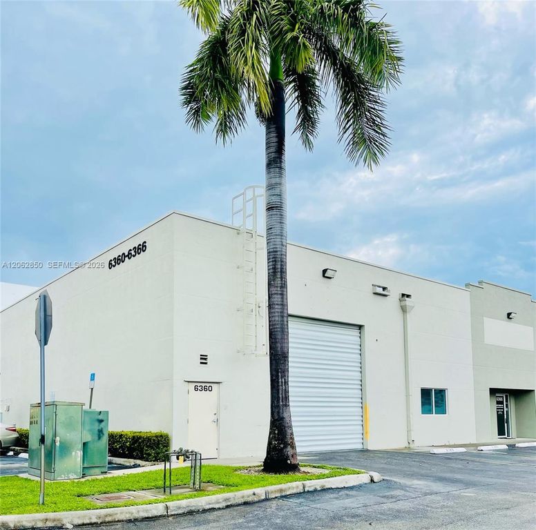 6360 NW 99th Avenue, Doral, FL 33178