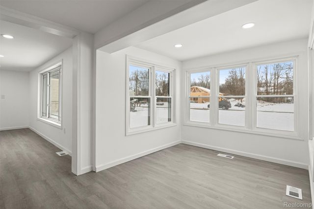 6071 Dexter Street, Romulus, MI 48174