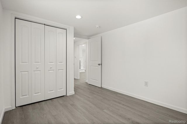 6071 Dexter Street, Romulus, MI 48174