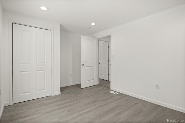 6071 Dexter Street, Romulus, MI 48174