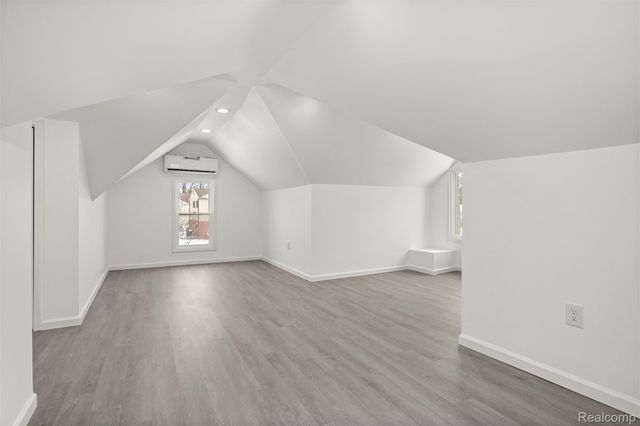 6071 Dexter Street, Romulus, MI 48174