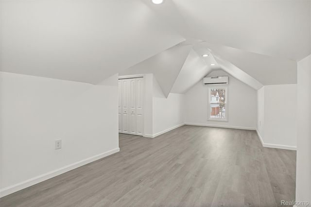 6071 Dexter Street, Romulus, MI 48174