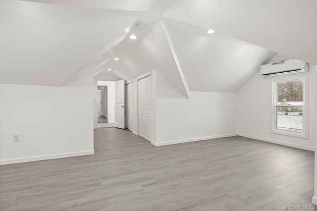 6071 Dexter Street, Romulus, MI 48174