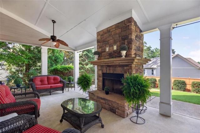 362 Hanover Drive, Villa Rica, GA 30180
