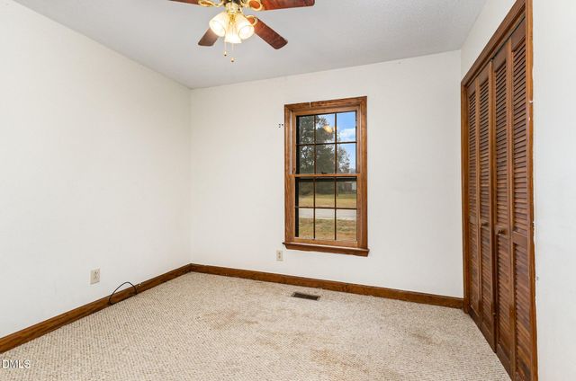 417 S Peedin Avenue, Selma, NC 27576