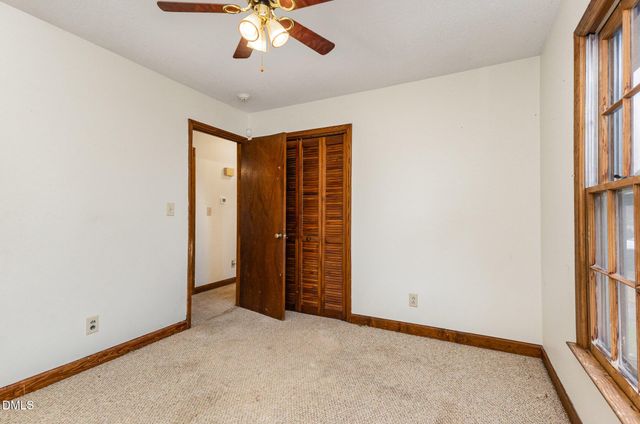 417 S Peedin Avenue, Selma, NC 27576