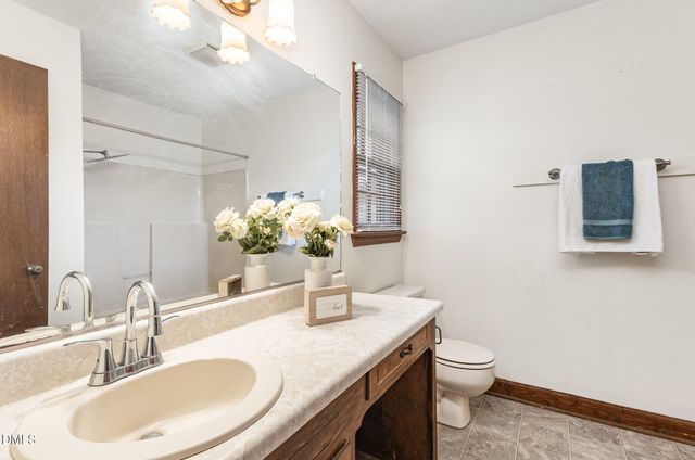 417 S Peedin Avenue, Selma, NC 27576