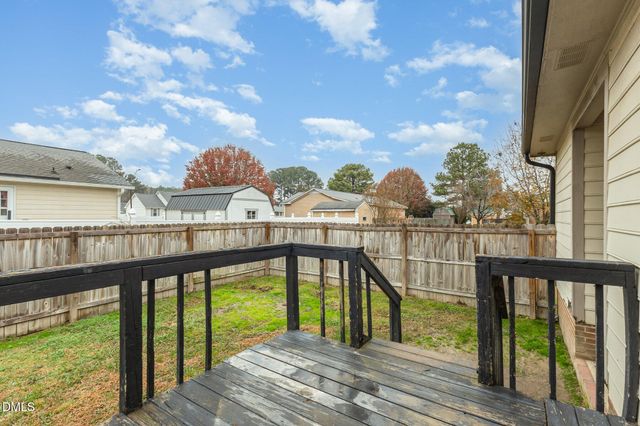 417 S Peedin Avenue, Selma, NC 27576