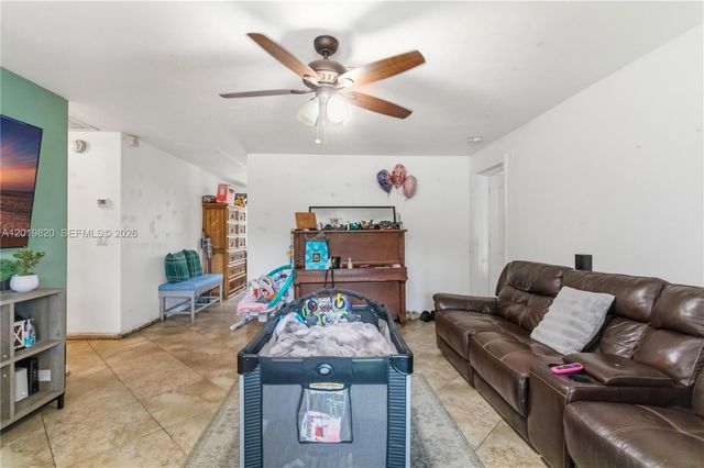 9452 SW 52nd Ct, Cooper City, FL 33328