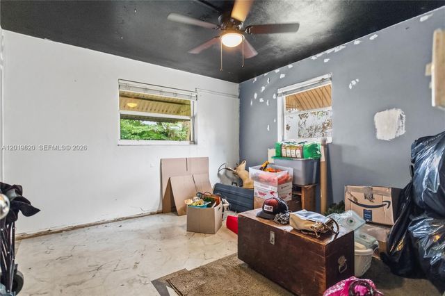 9452 SW 52nd Ct, Cooper City, FL 33328