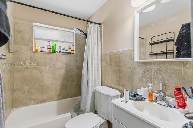 9452 SW 52nd Ct, Cooper City, FL 33328