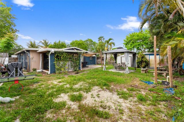 9452 SW 52nd Ct, Cooper City, FL 33328
