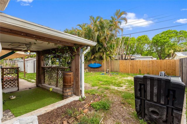 9452 SW 52nd Ct, Cooper City, FL 33328