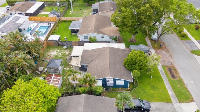 9452 SW 52nd Ct, Cooper City, FL 33328