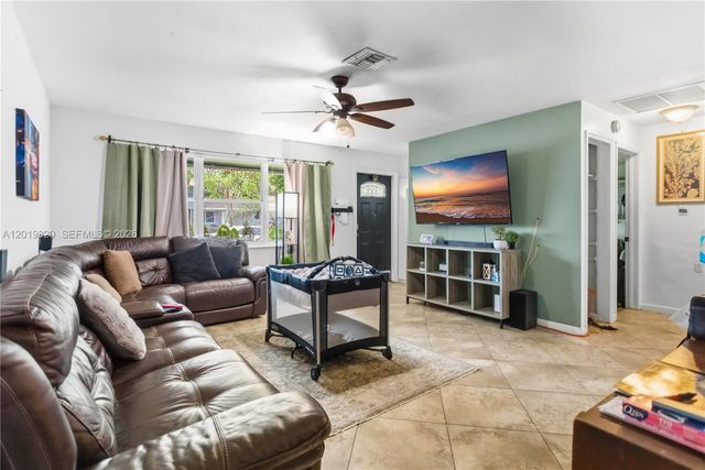9452 SW 52nd Ct, Cooper City, FL 33328