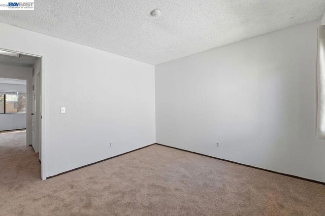 6369 Joaquin Murieta Ave D, Newark, CA 94560