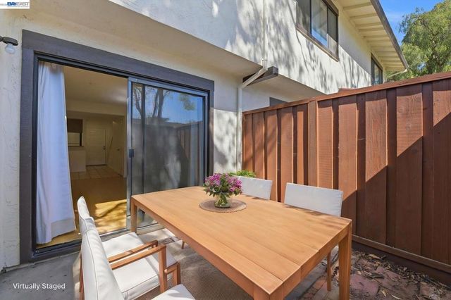 6369 Joaquin Murieta Ave D, Newark, CA 94560