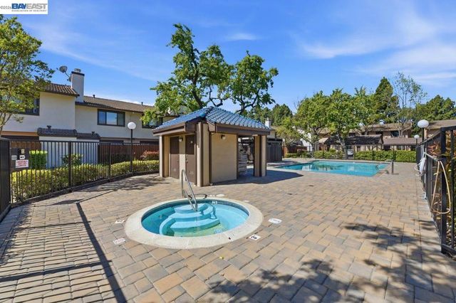 6369 Joaquin Murieta Ave D, Newark, CA 94560