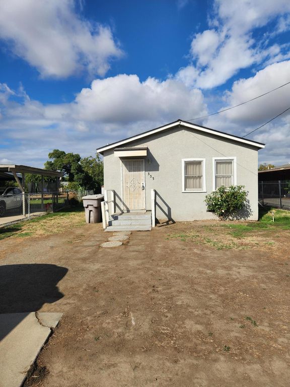 333 S D Street, Tulare, CA 93274