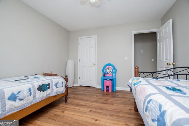 4210 Glen Pointe Court, Douglasville, GA 30135