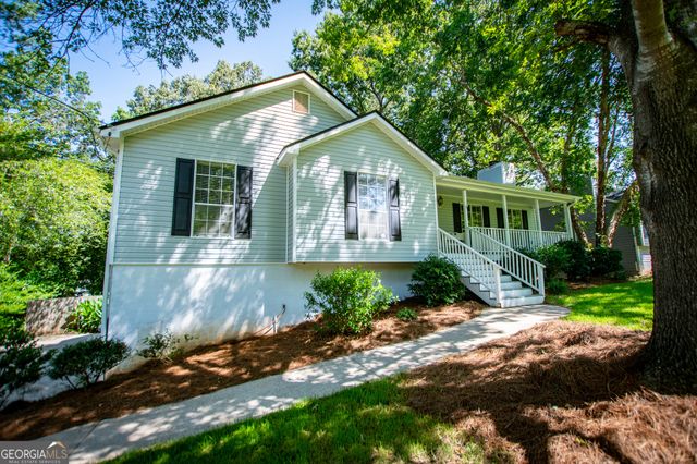 4210 Glen Pointe Court, Douglasville, GA 30135