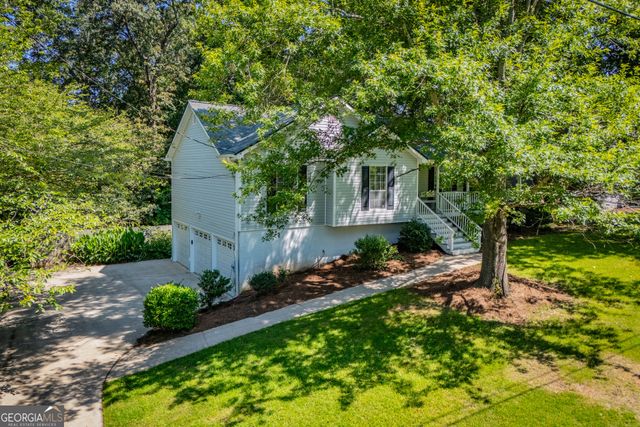 4210 Glen Pointe Court, Douglasville, GA 30135