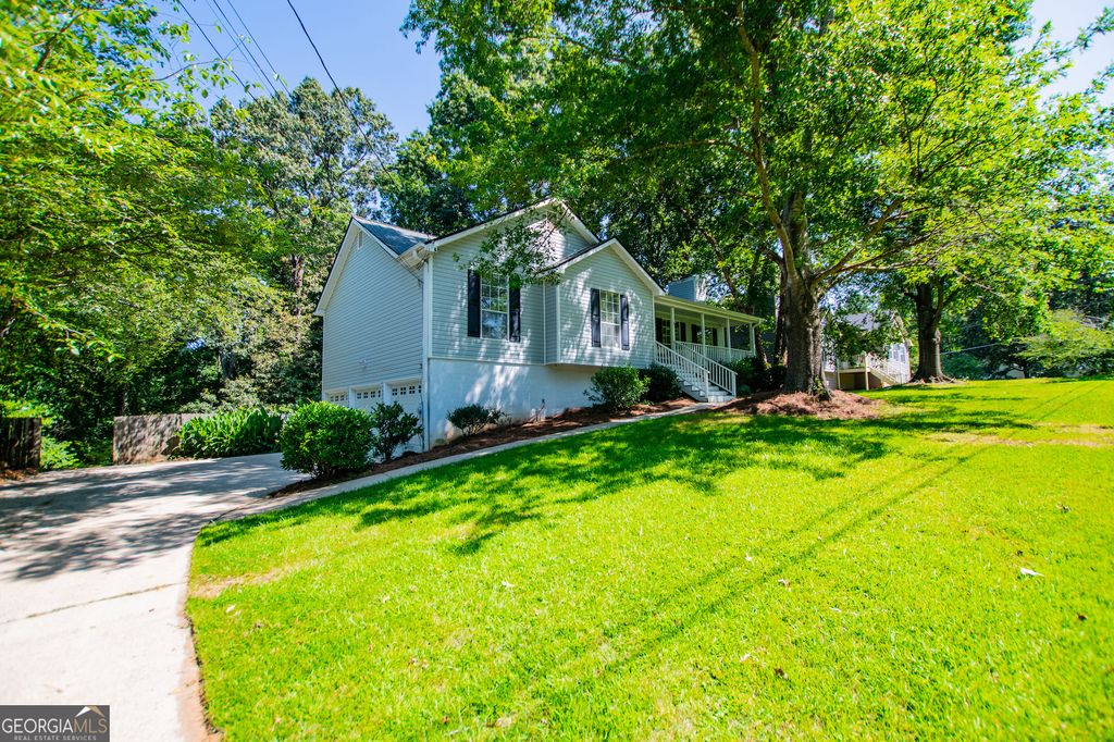 4210 Glen Pointe Court, Douglasville, GA 30135