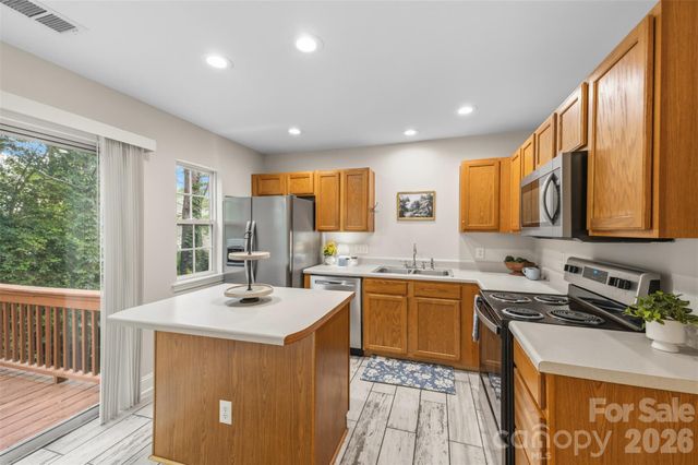 316 Wilkes Place Drive, Fort Mill, SC 29715