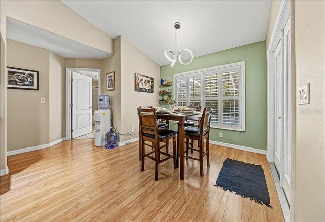 6607 SE 11TH LOOP, Ocala, FL 34472