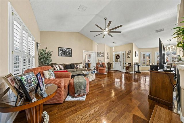 6607 SE 11TH LOOP, Ocala, FL 34472