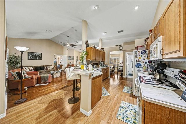 6607 SE 11TH LOOP, Ocala, FL 34472