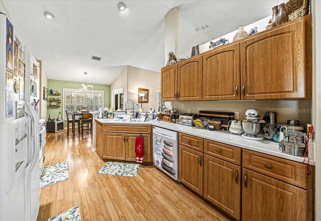 6607 SE 11TH LOOP, Ocala, FL 34472