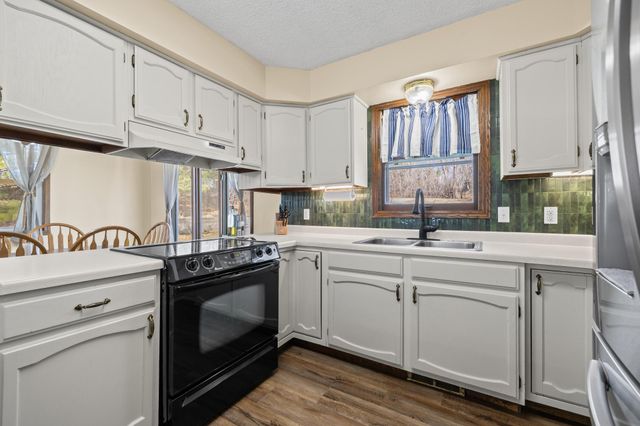 3481 Feldman Avenue SE, Buffalo, MN 55313