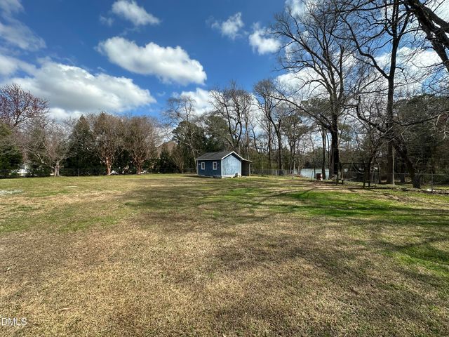 120 Summerdale Drive, Pikeville, NC 27863