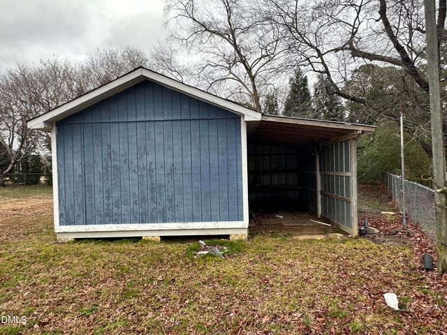 120 Summerdale Drive, Pikeville, NC 27863