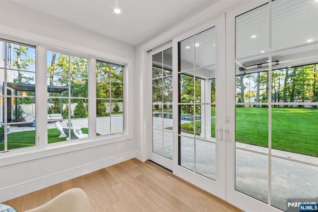 90 Essex Drive, Tenafly, NJ 07670