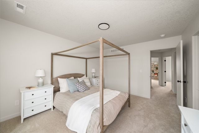 1506 E Girard Avenue, Indianola, IA 50125