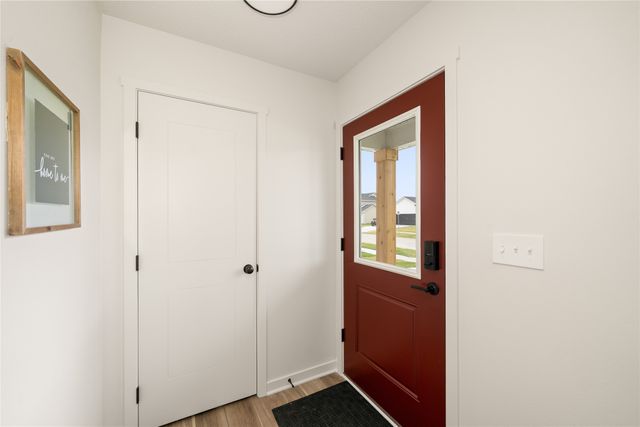 1506 E Girard Avenue, Indianola, IA 50125