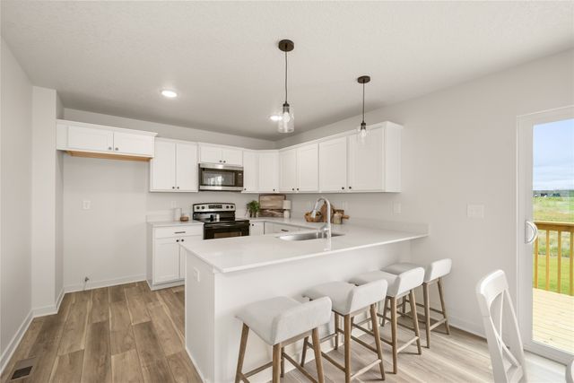 1506 E Girard Avenue, Indianola, IA 50125
