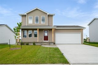1506 E Girard Avenue, Indianola, IA 50125