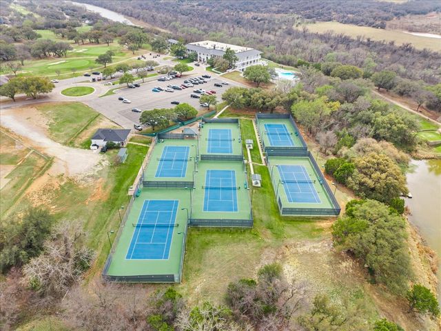 2161 E Landings N, Granbury, TX 76049