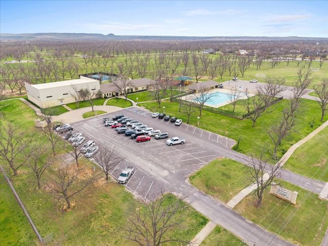 2161 E Landings N, Granbury, TX 76049