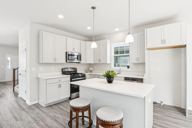 816 Simpson Avenue, Elburn, IL 60119