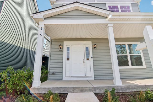816 Simpson Avenue, Elburn, IL 60119